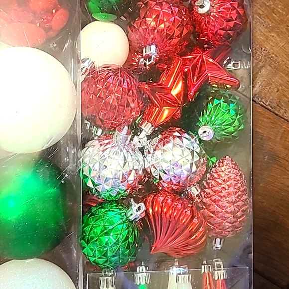 Festive Trimmerry Shatterproof 70 Piece Christmas Ornament Set - Picture 4 of 5